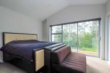 339 Millwater Parkway, Millwater