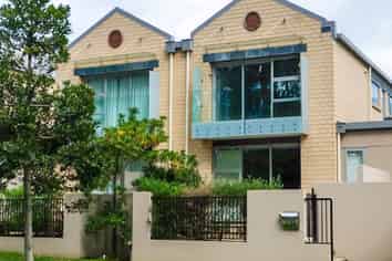 339 Millwater Parkway, Millwater