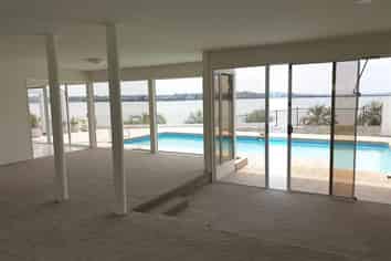 102 Bramley Dr, Farm Cove