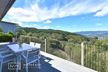 14 Frankie Stevens Place, Riverstone Terraces