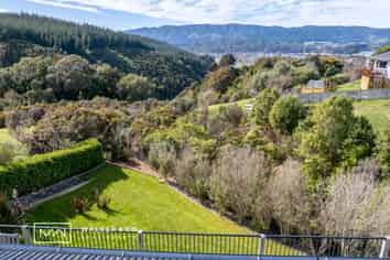 14 Frankie Stevens Place, Riverstone Terraces