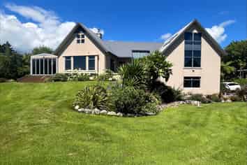 170 Alma Road, Westport