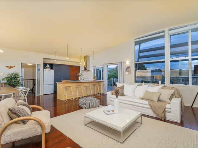 92 Ocean Beach Road, Tairua
