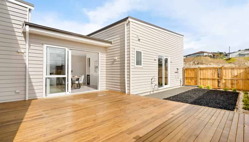 7 Kuhu Way, Millwater