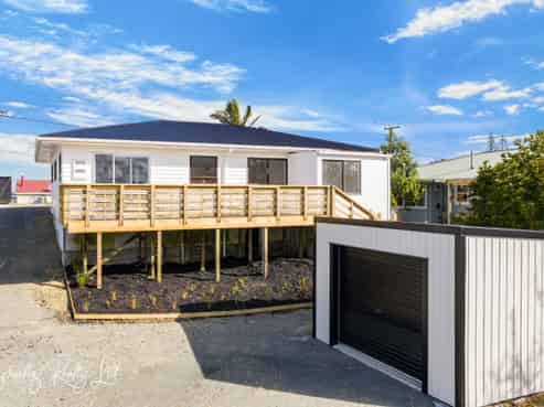 109 Hurndall Street East, Maungaturoto