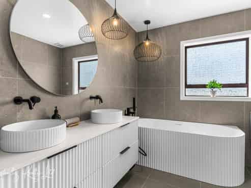 109 Hurndall Street East, Maungaturoto