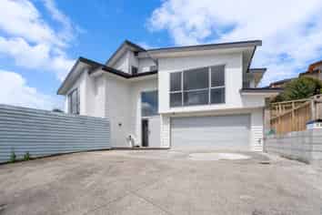 30 Lowburn Place, Clover Park