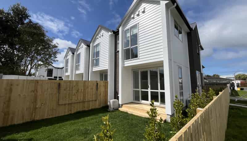 12A Greenock Road, Ranui