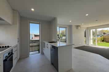 12A Greenock Road, Ranui
