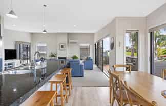 103 Estuary View, Whangamata
