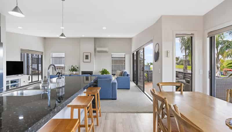 103 Estuary View, Whangamata