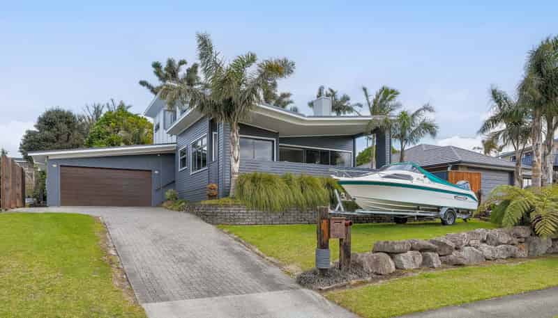103 Estuary View, Whangamata