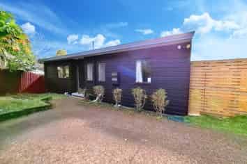 A/1 Charnley Grove, Glenfield
