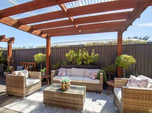 23 Albert Drive, Clyde