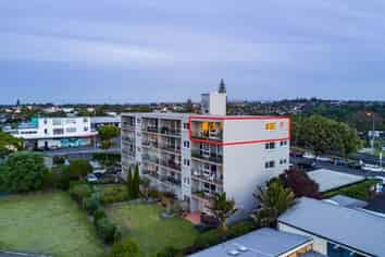 4/160 Kepa Road, Orakei