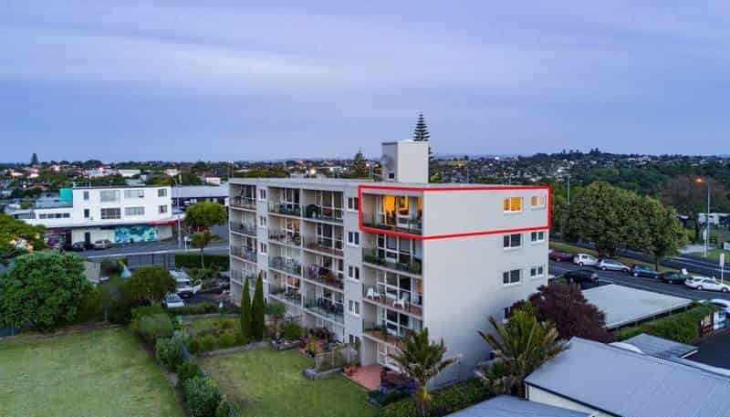 4/160 Kepa Road, Orakei