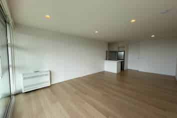 4/160 Kepa Road, Orakei