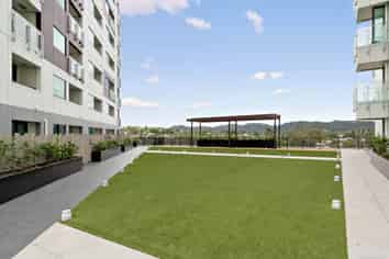 801/8 Waikumete Road, Glen Eden