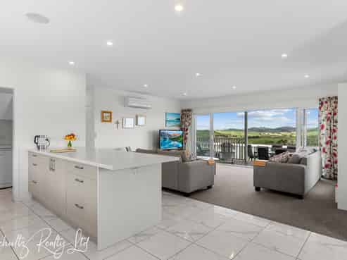 70 Te Pahi River Drive, Paparoa