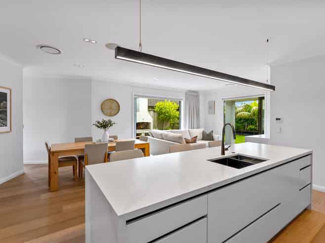 14 Lombardia Way, Karaka