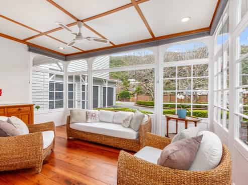 396 Muritai Road, Eastbourne