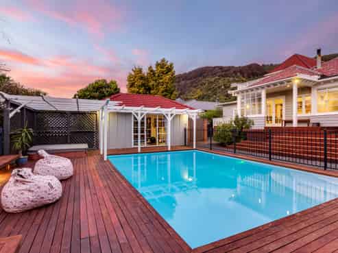 396 Muritai Road, Eastbourne