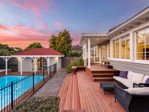 396 Muritai Road, Eastbourne