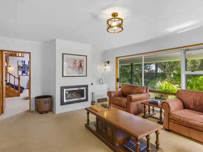 335 Te Moana Road, Waikanae
