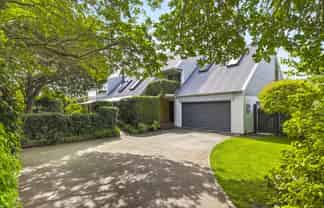 335 Te Moana Road, Waikanae