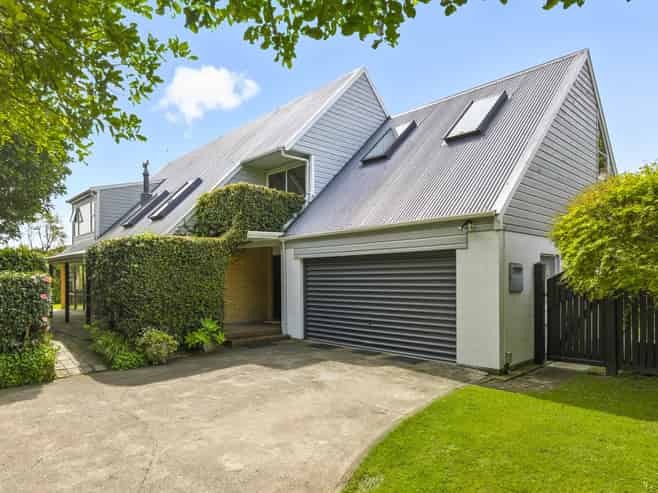 335 Te Moana Road, Waikanae