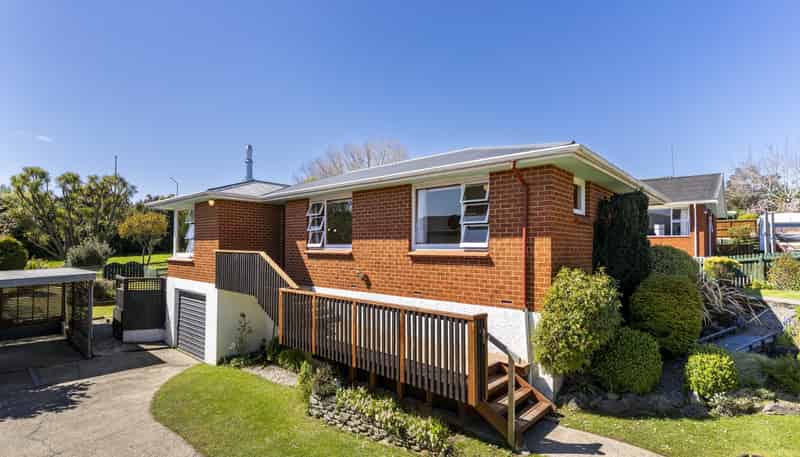 11 Kinmont Crescent, Mosgiel