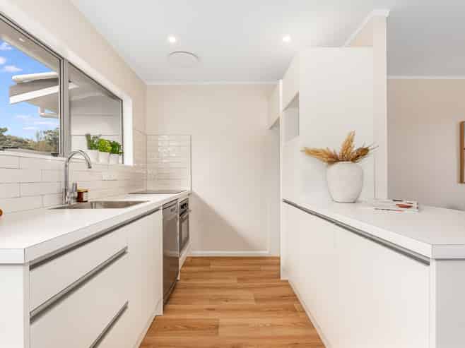 12 Gaff Place, Whitby