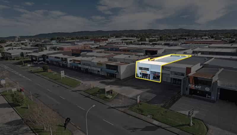 A/7 Waipareira Ave, Henderson
