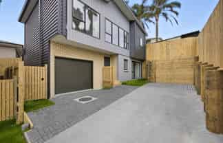 23c & 23d Melton Road, Mount Wellington