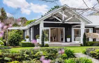 35B Awanui Drive, Waikanae