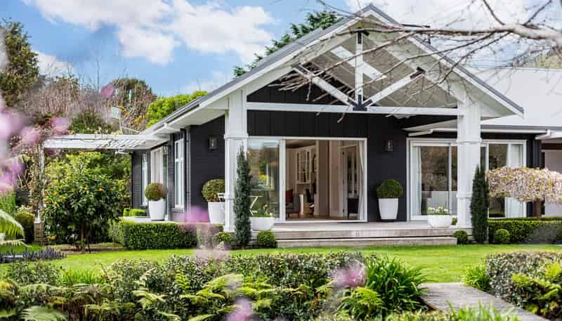 35B Awanui Drive, Waikanae