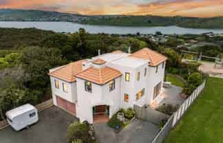 11 Glengavel Grove, Papakowhai
