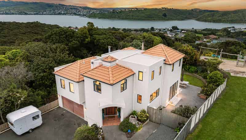 11 Glengavel Grove, Papakowhai