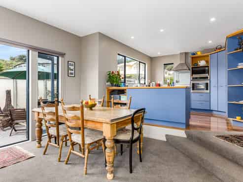 11 Glengavel Grove, Papakowhai