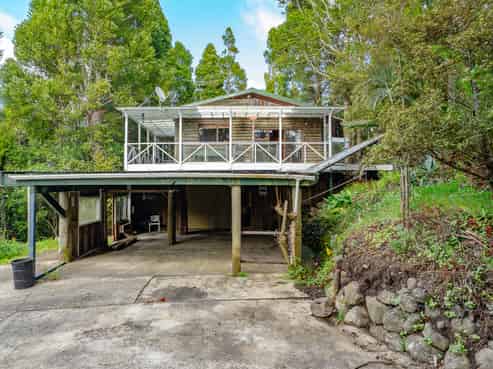 14 Te Aute Ridge Road, Waitakere