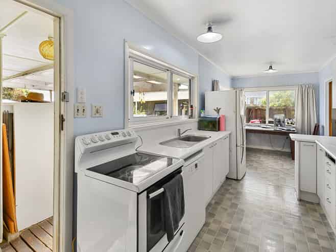 36 Tawa Crescent, Manurewa