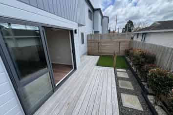 6/43 Clevedon Road, Papakura