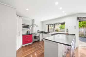 41 Arahiwi Grove, Tirohanga