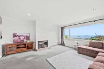 41 Arahiwi Grove, Tirohanga