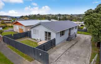 58 Desert Gold Street, Ascot Park