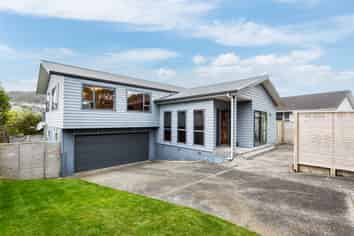 154 Kahu Road, Paremata