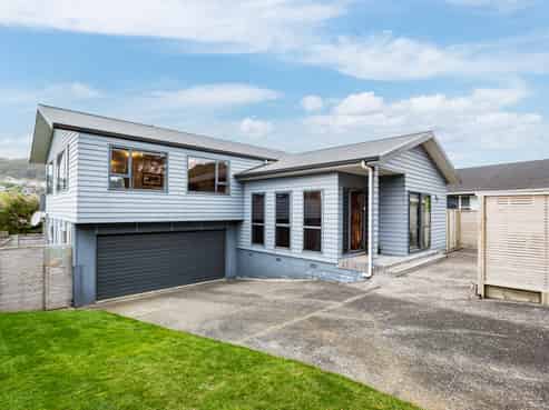 154 Kahu Road, Paremata