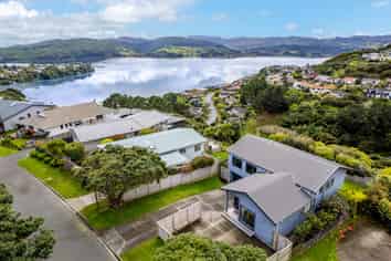154 Kahu Road, Paremata