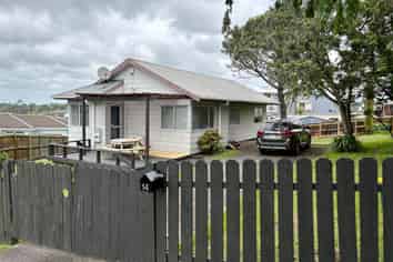 14 Elizabeth Drive, West Harbour