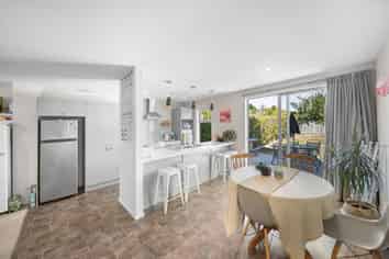 4 Onslow  Road, Lake Hayes Estate